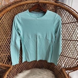 Croft & Barrow light blue long sleeve classic tee